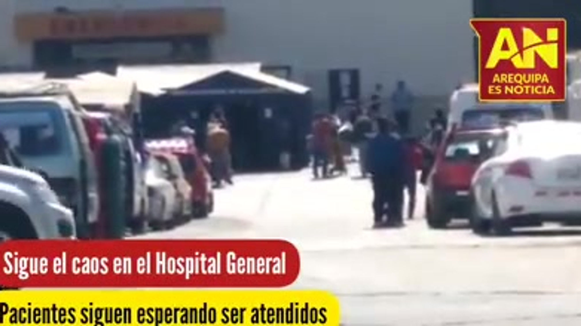 CONTINUA EL CAOS EN LOS EXTERIORES DEL HOSPITAL GENERAL